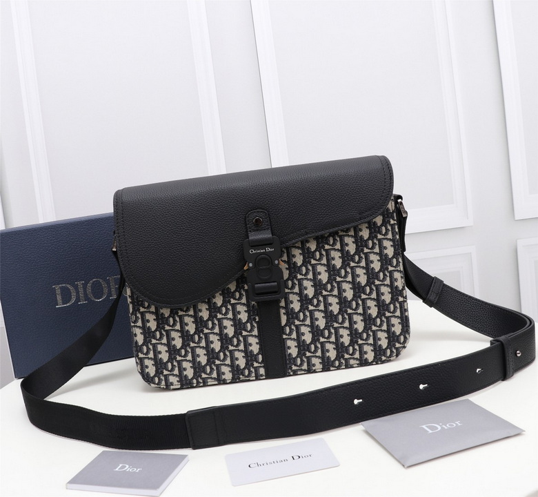 1ADEM162YKS 31X23X8cm WP 2colour