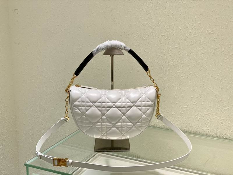 DIOR 30x19x10cm yz1