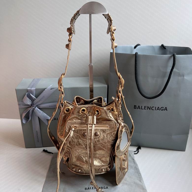 Balenciaga 长15x高20x宽18cm FY 1