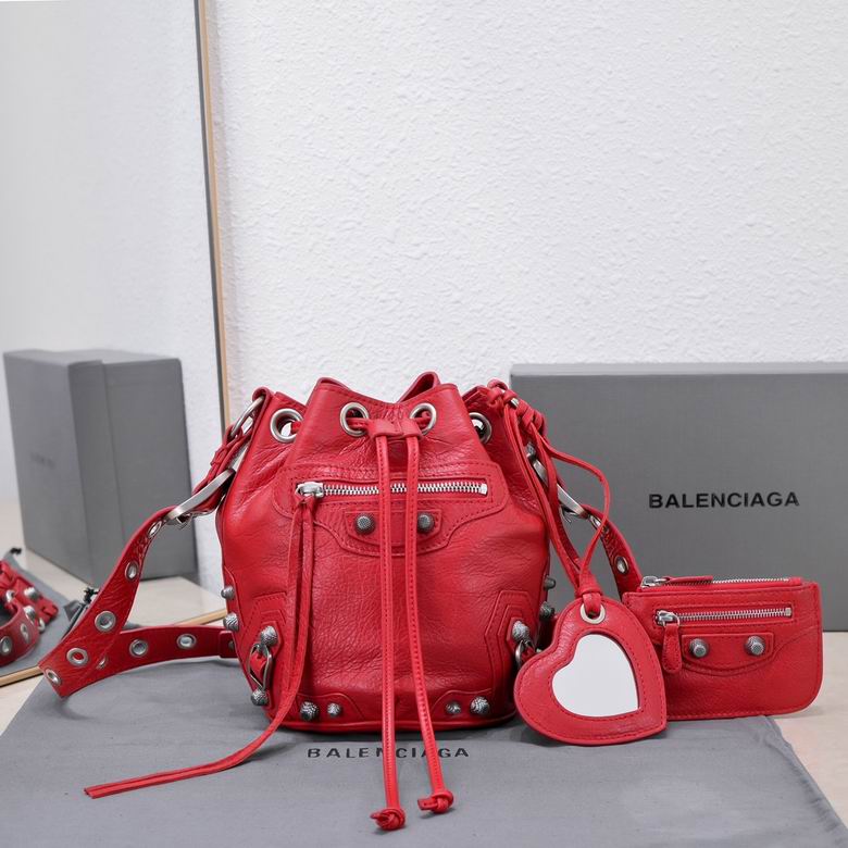 Balenciaga 长15x高20x宽18cm FY 9