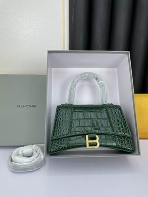 medium 2256 14X10X23cm small 2257 13X8X19cm YW