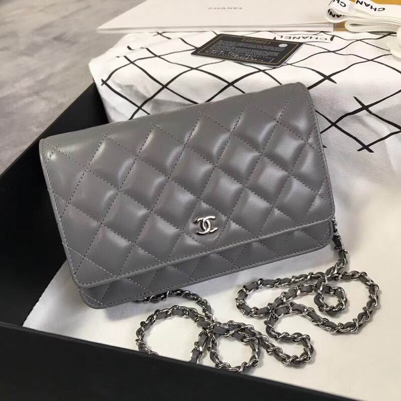 Wallet on chain 33814 19x12.5cm al16
