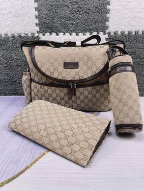Gucci 42x30x15cm CX 5
