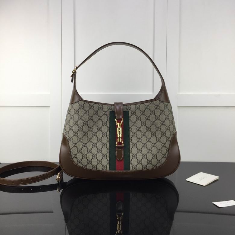 636710 36.5X24.5X4.5cm DF