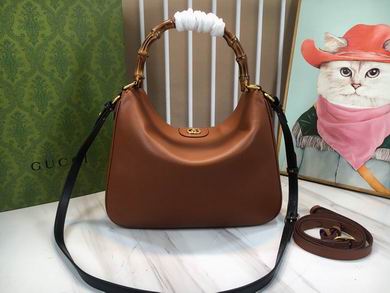 746124 30X23X6.5cm DF 3色