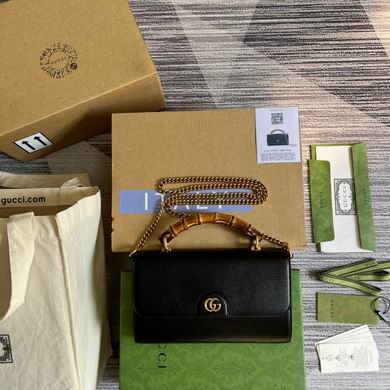 675794 24X14.5X4.5cm MP 4色