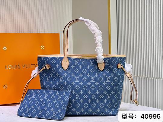 M40995 M32x29x17cm cs
