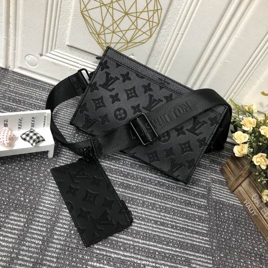 Pochette Voyage M81115 22x14.5x4.5cm cs