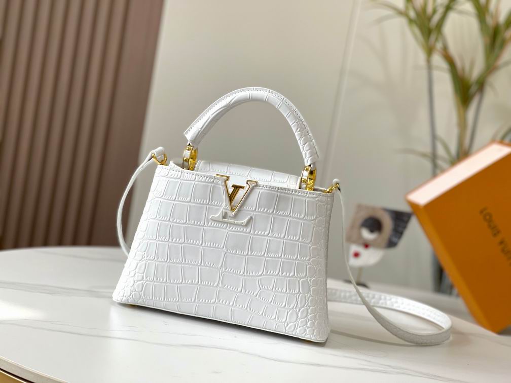 N92173复古白色鳄鱼纹27x18x9cm cs