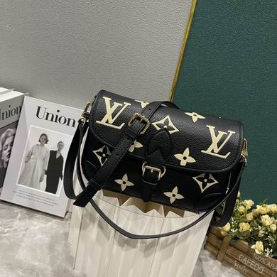 M46584 25X9X15cm YG