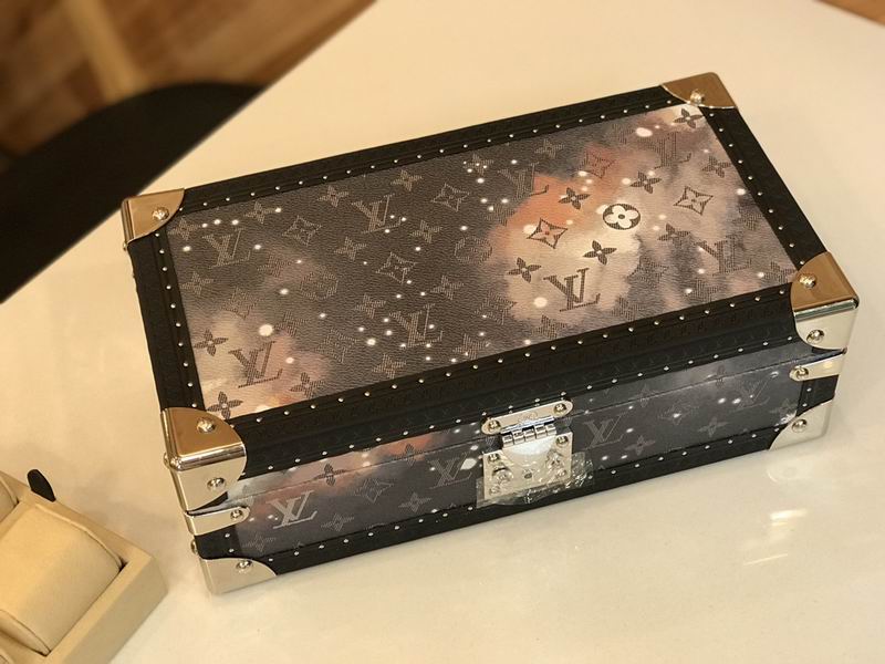 LV 手表盒