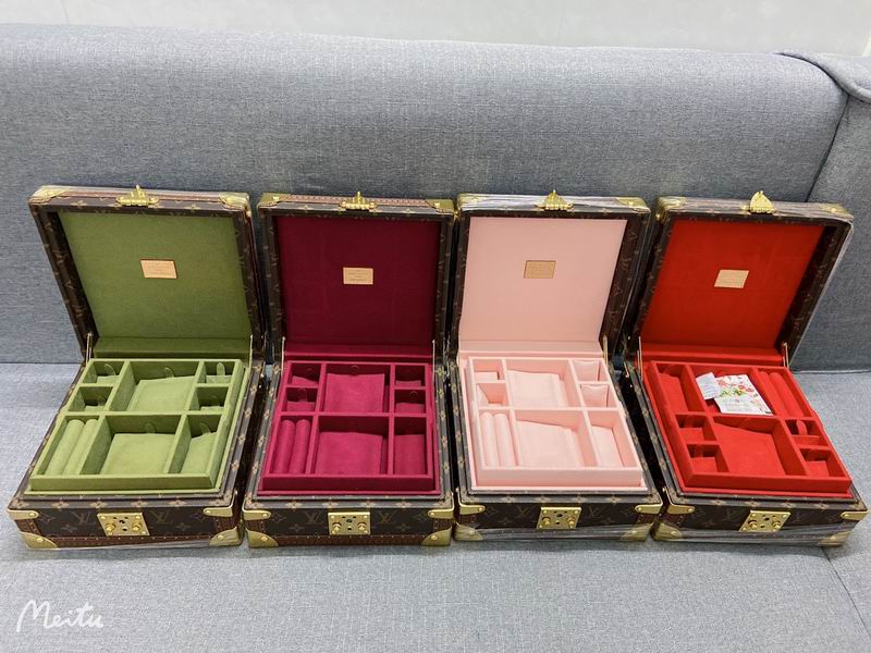 LV 多宝箱