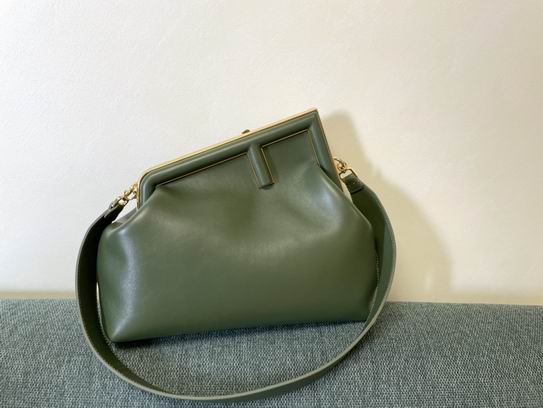 M80019 32.5X15X23.5cm M80018 26X9.5X18cm SF 3