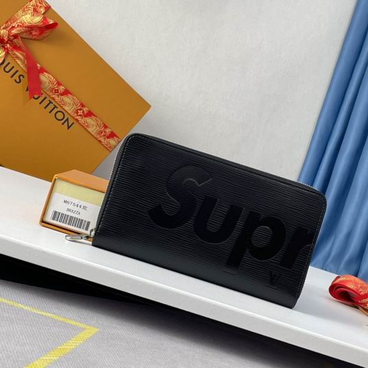 Supreme M67544黑 21x12x2cm gf