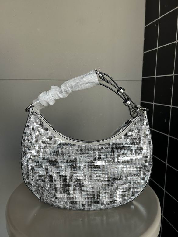8023 16.5X14X5cm 29X24.5X10cm H