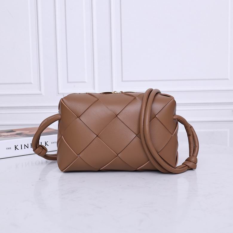 2240-1 22X14.5X7.5cm EL 11色