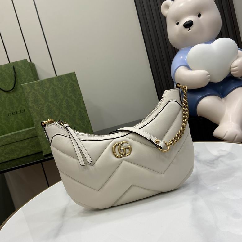 777263 17X26X4cm YG 3色