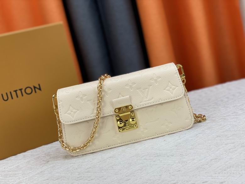 M82637 M82836 19X11X5.5cm YG 2色