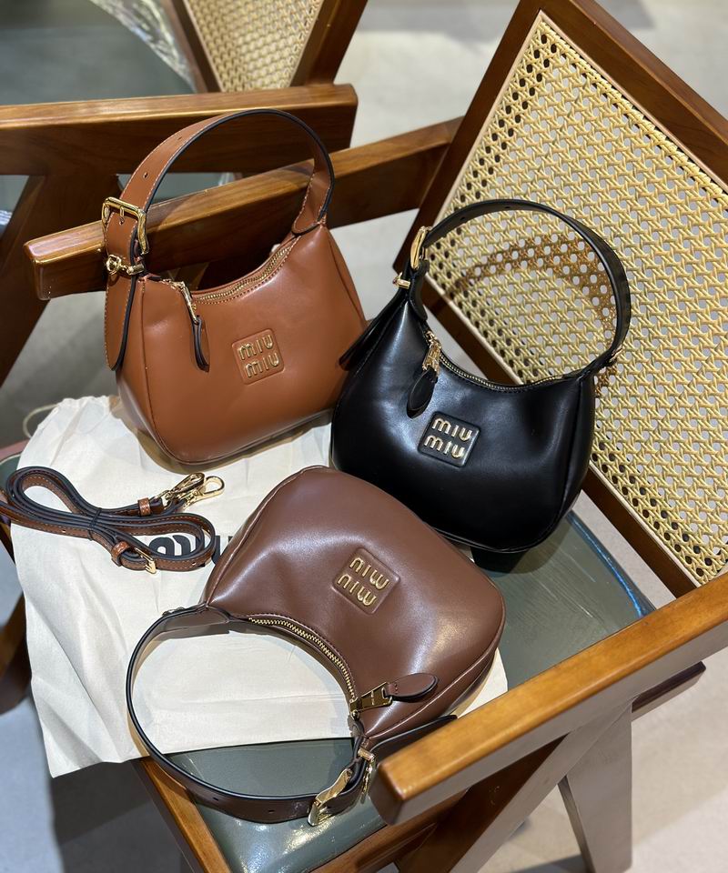 Miumiu 18x20 zy