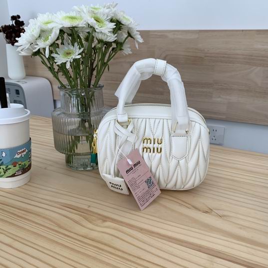 Miumiu 19x14 zy