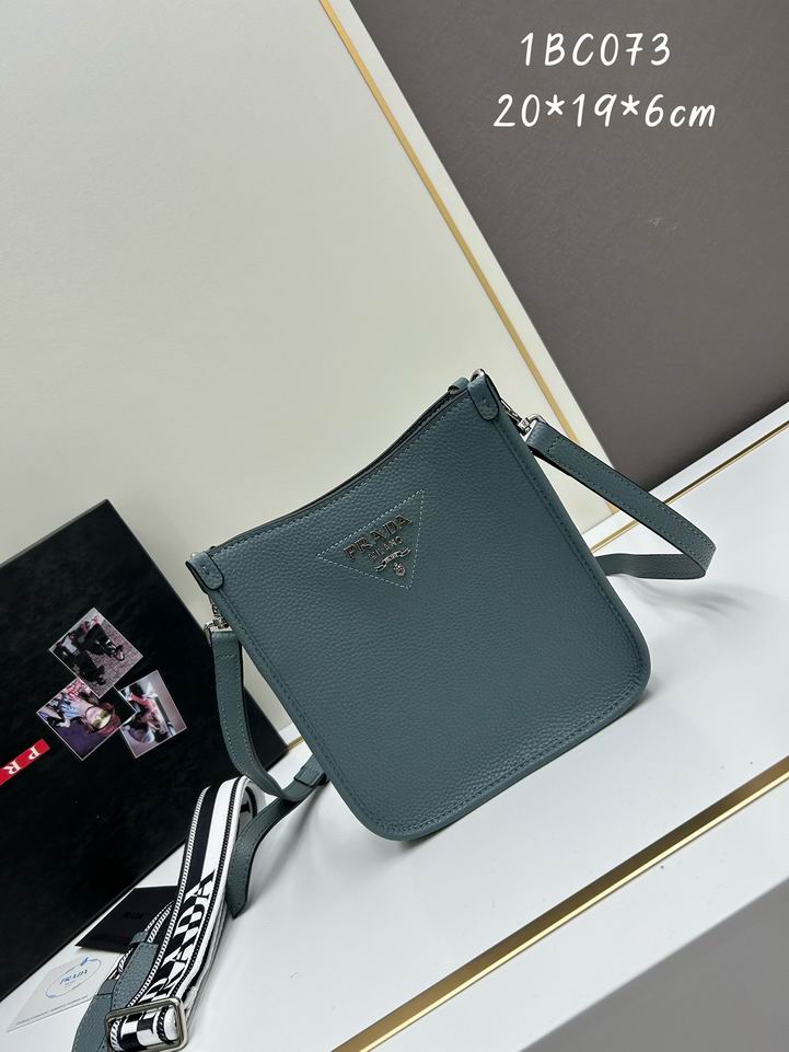 Prada 1BC073 20x19x6cm jj5
