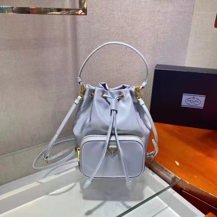 1BH038 18X23X12cm XM 4