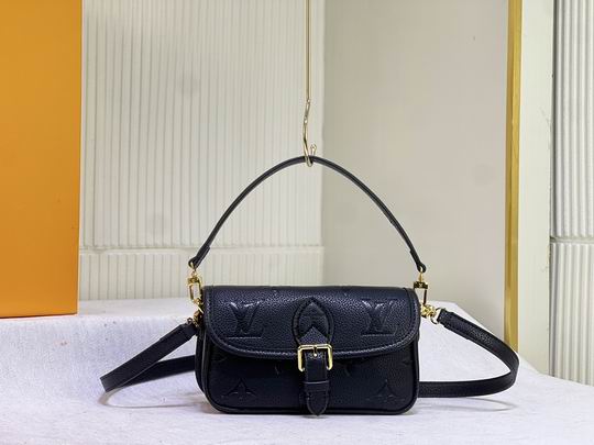 Diane M83300 M45985 19x10.5x6cm ss4
