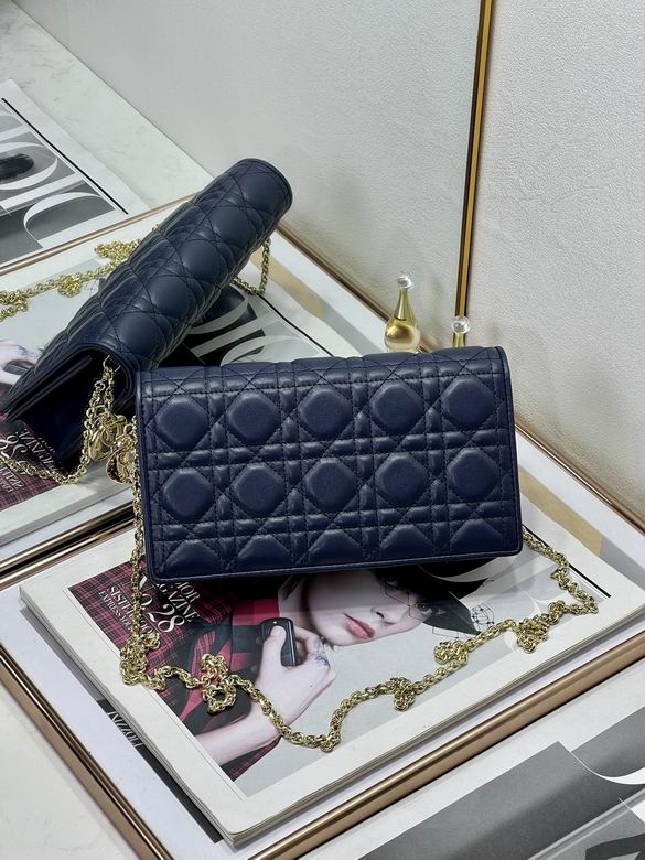 22cm 051004 YG 6