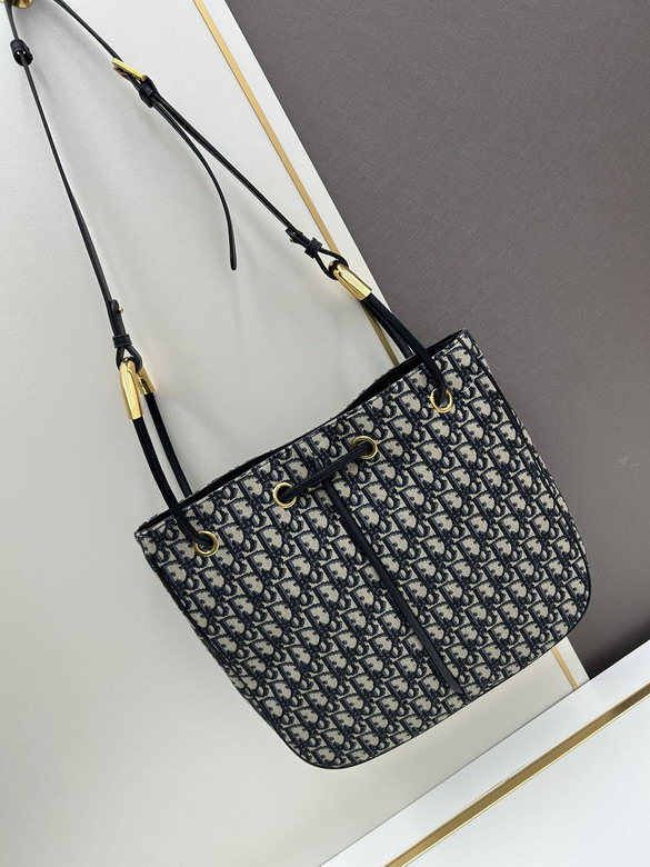 Dior 9867 35x31x5.5cm jj1