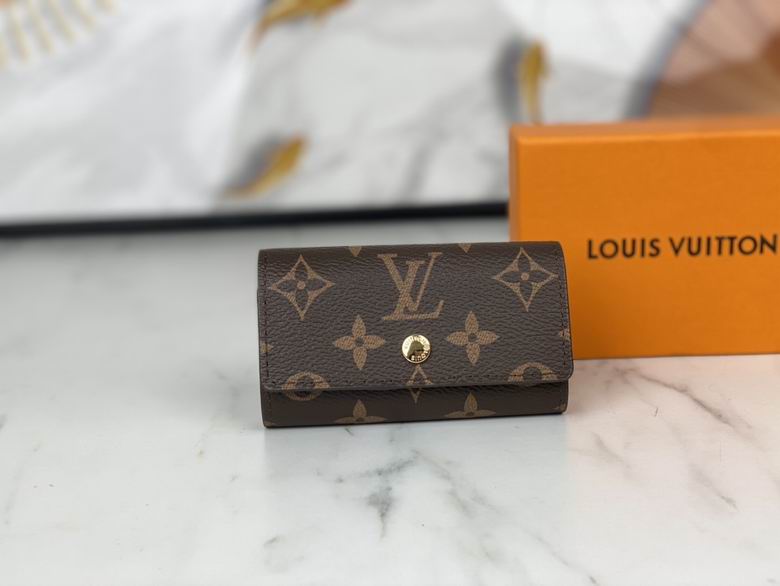 M62630 10.5X7X2cm XMY 5