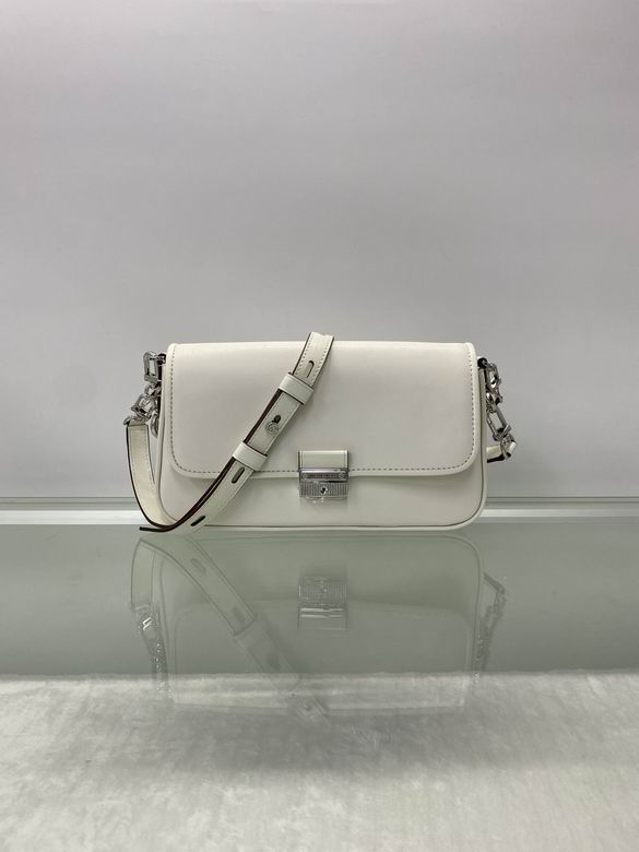 Bradshaw 26X14X4cm 082306 EY 2