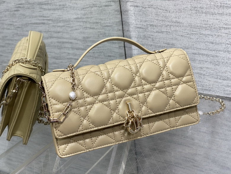 Dior 0604 21x11x5cm wo6