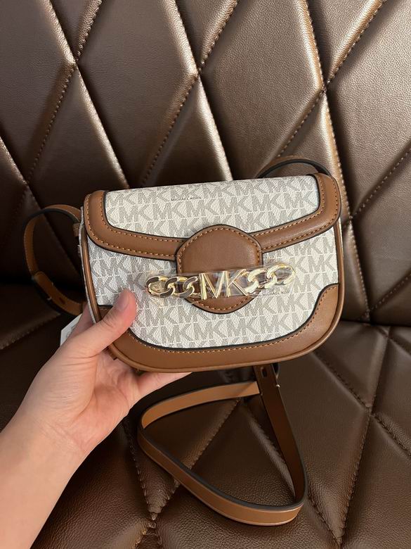 Hally 18X5X14cm 082705 DY 6