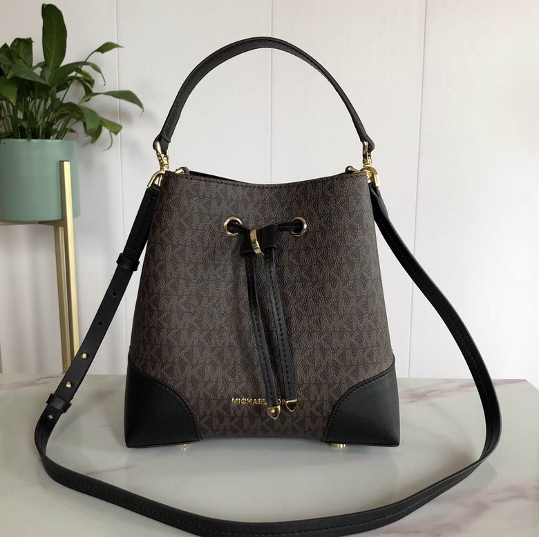 Gallery 036 24X22X16cm DY 5色