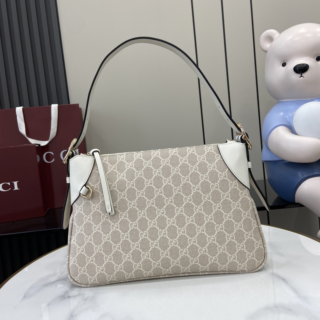815216 31.5X21X8cm YG