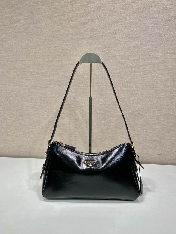 1BC229 31X18X10cm WP 2色