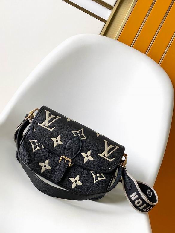 M46584 23X16X8.5cm WP