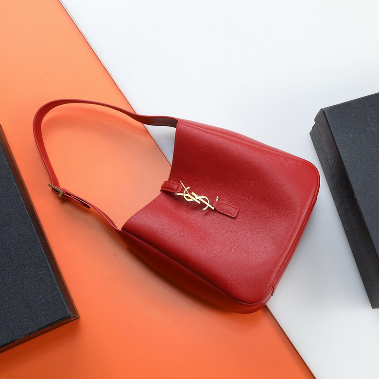 YSL Le 657230 24x24x10cm 8D9