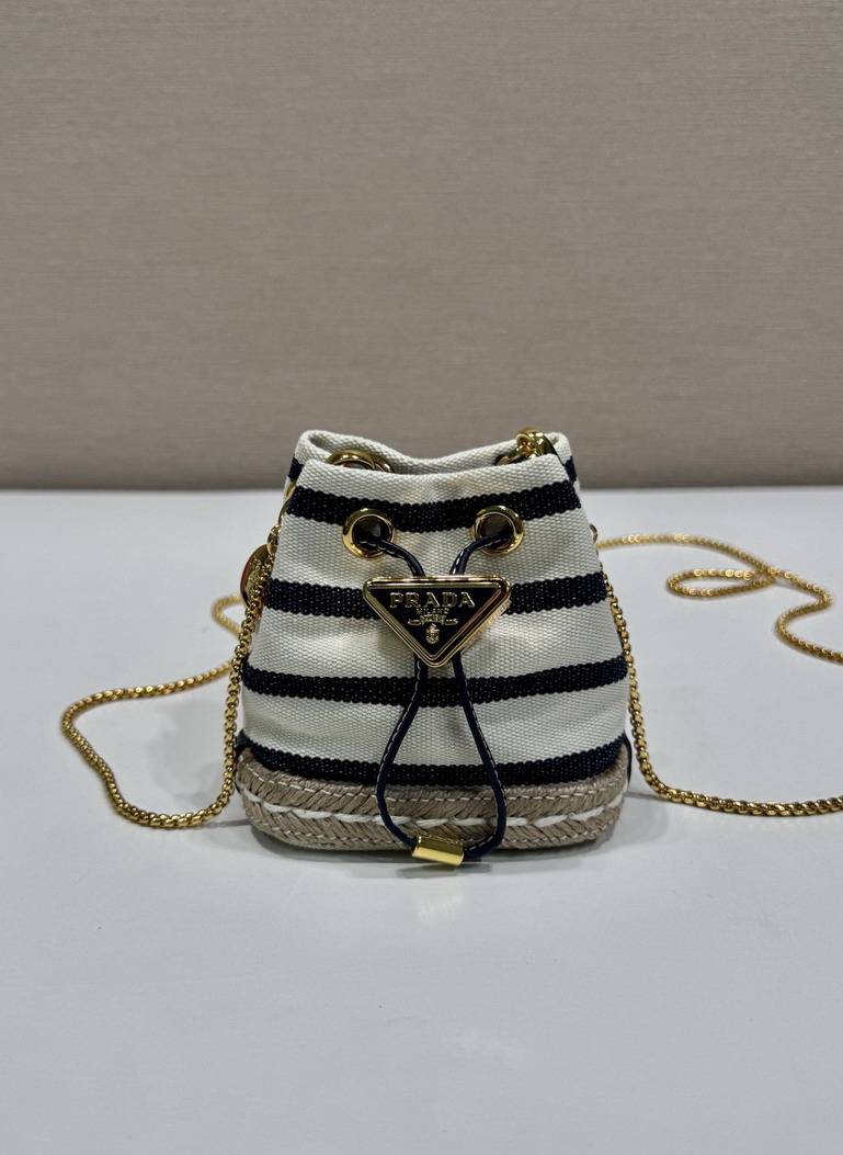 Prada 1NR016 9x9.5x6cm AP1