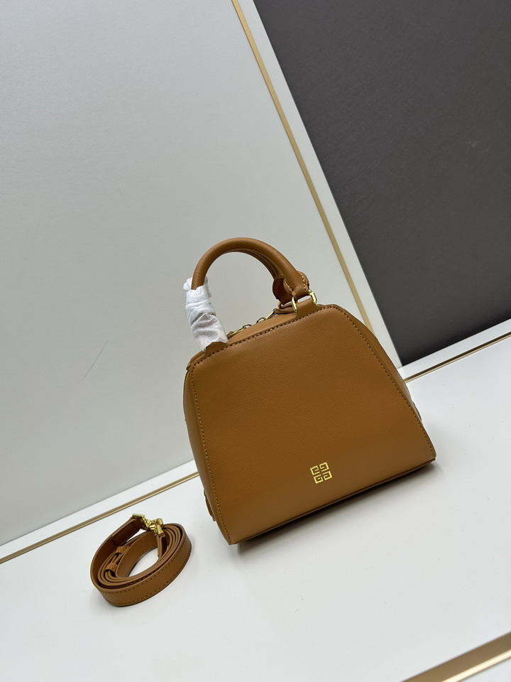 Givenchy Antigona Cube1:1