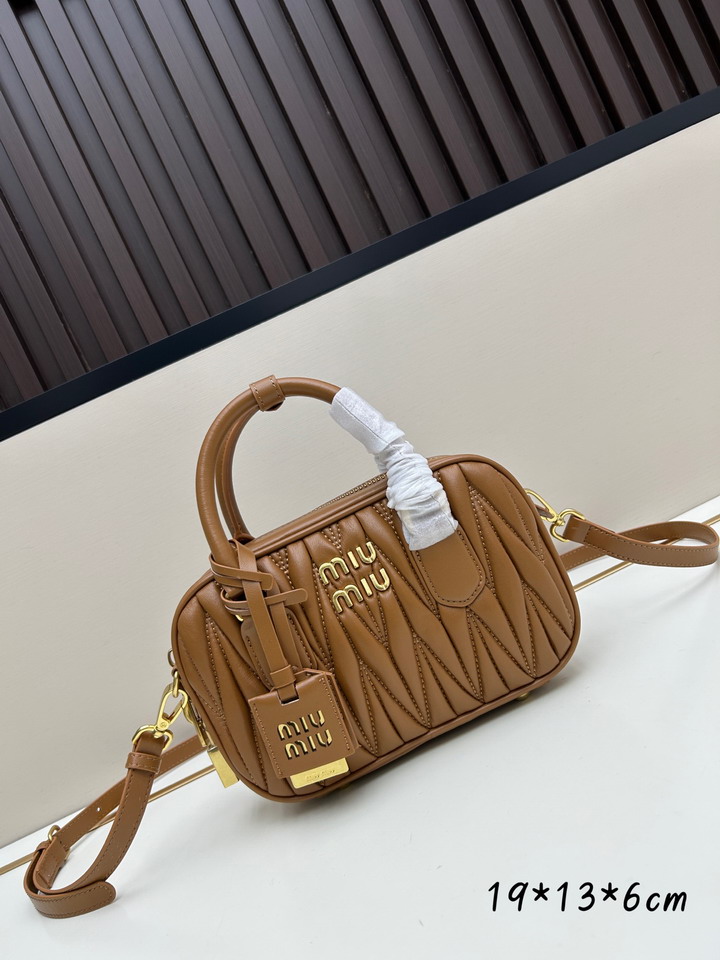 Miu pretty 19x13x6cm ss1