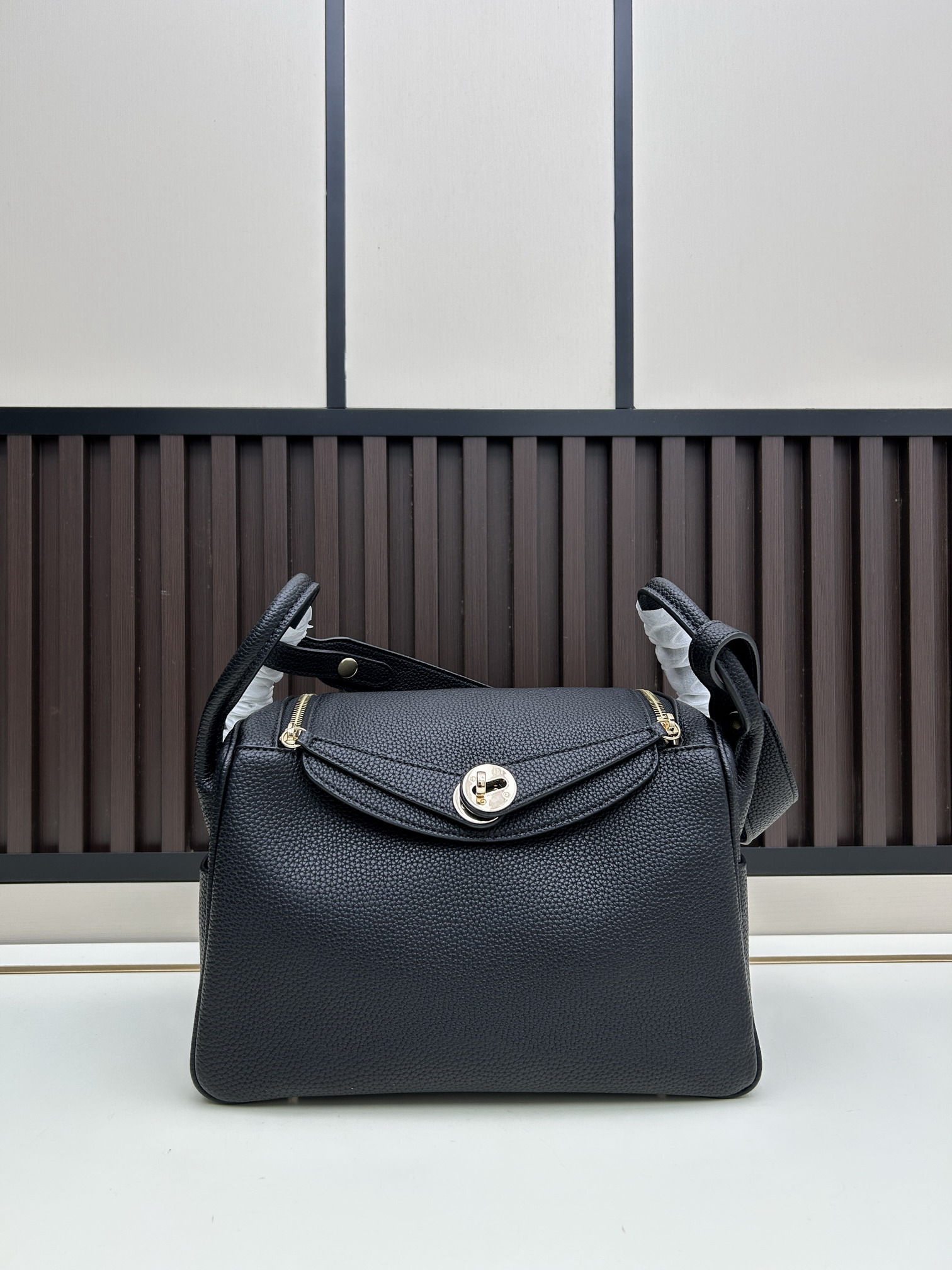 Hermes 8916 26x18x12cm jj