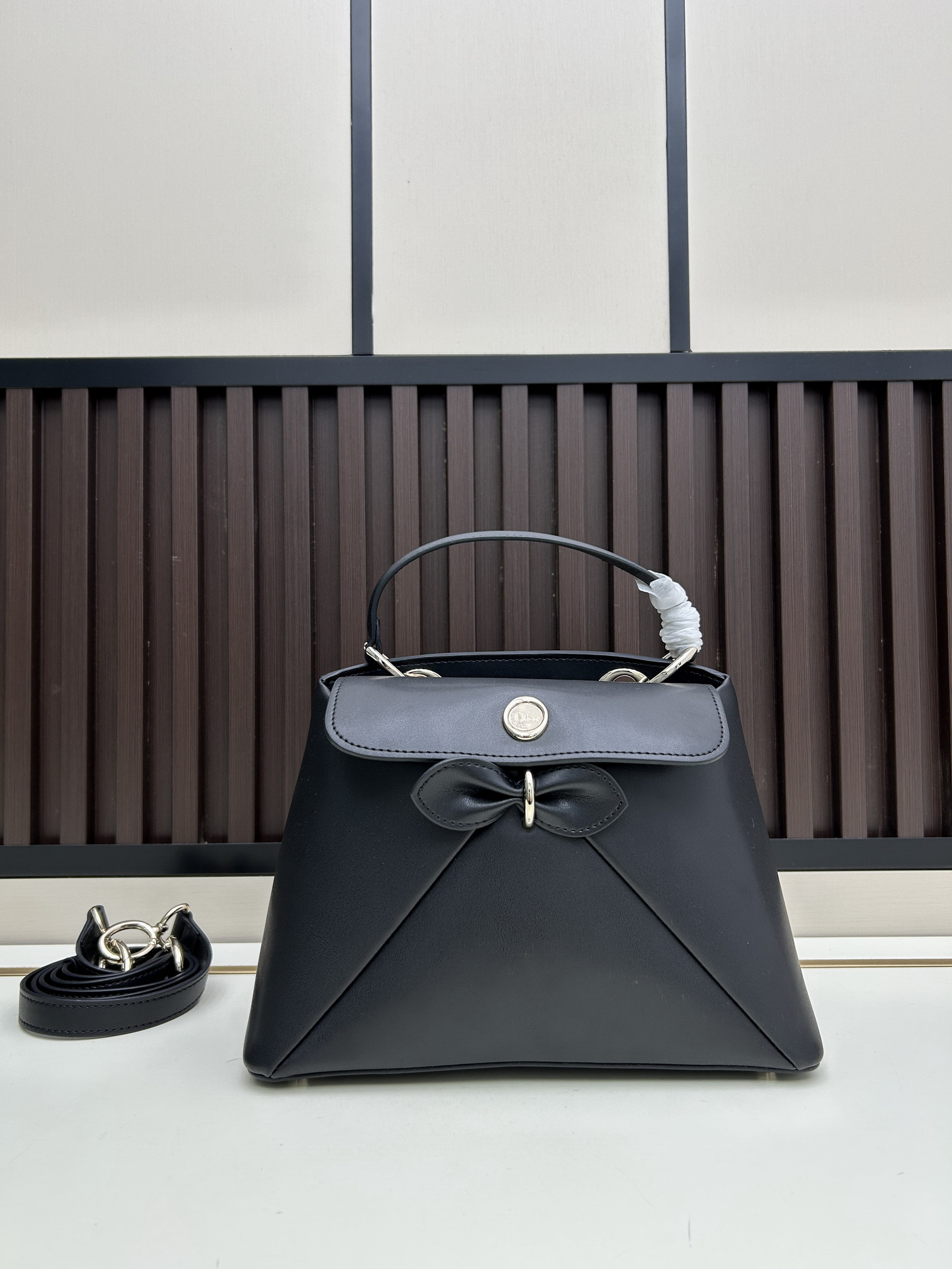 Dior M239 28x10x22cm jj8