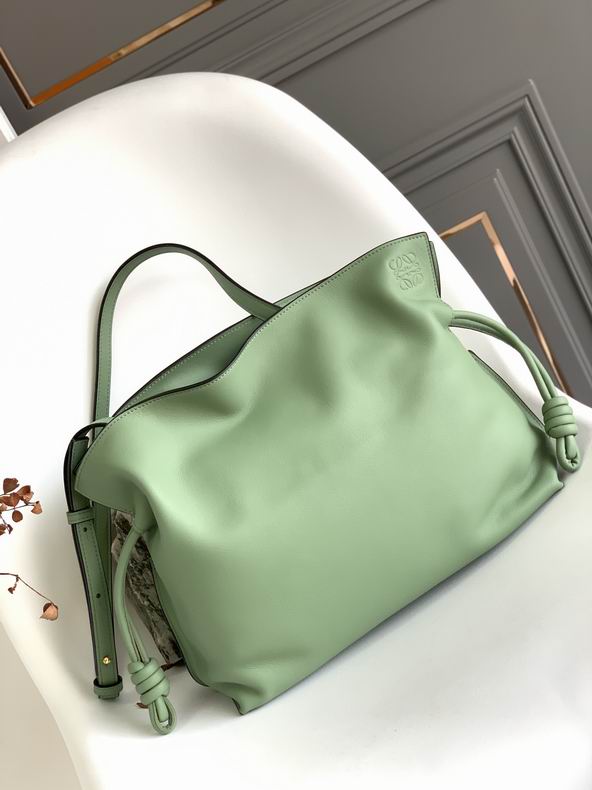Loewe 10856 30x24.5x10.5cm ss31