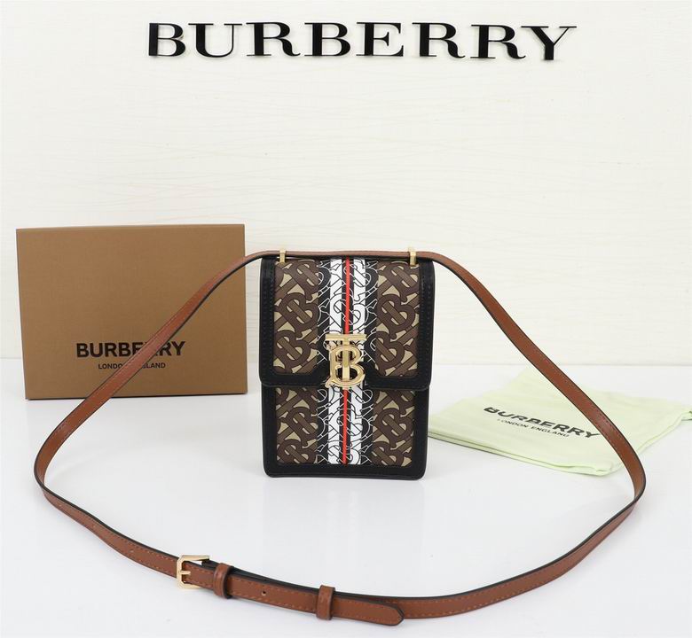 Burberry 手机包 1:1