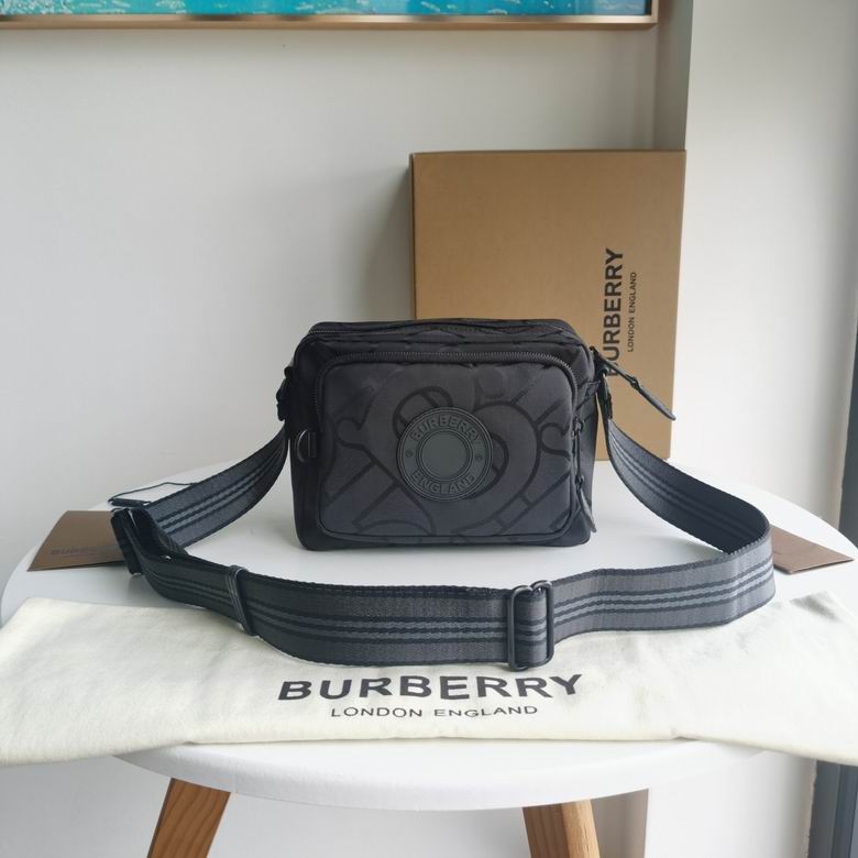 Burberry 相机包 原单