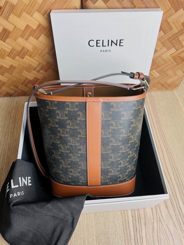 Celine cuir triomphe水桶包1:1