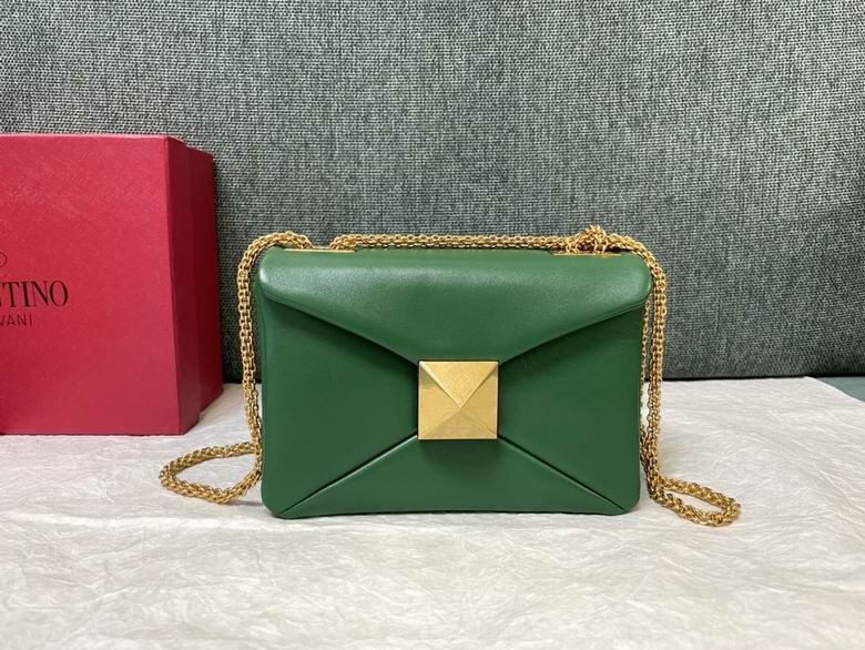 22p 1215 19x14x11cm RFh 6