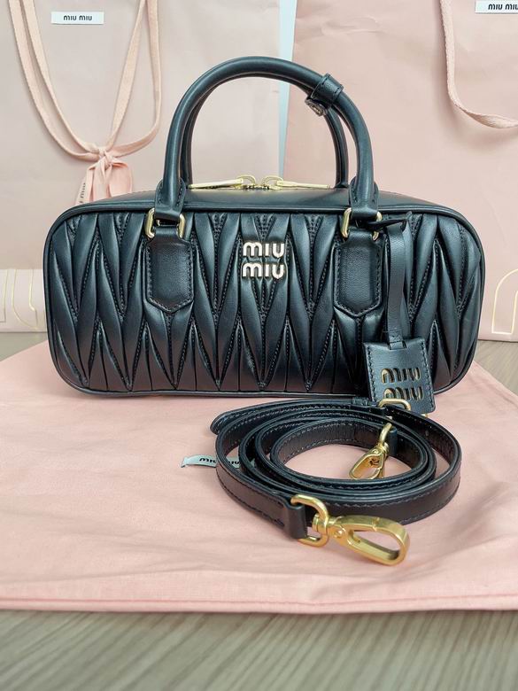 5BB148 27X12X9cm SF Multicolored